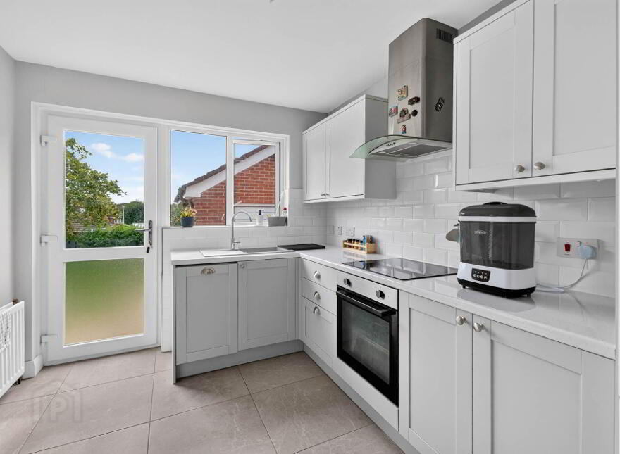 2 Woodlands Court, Limetree Avenue, Lisburn, BT28 2XP