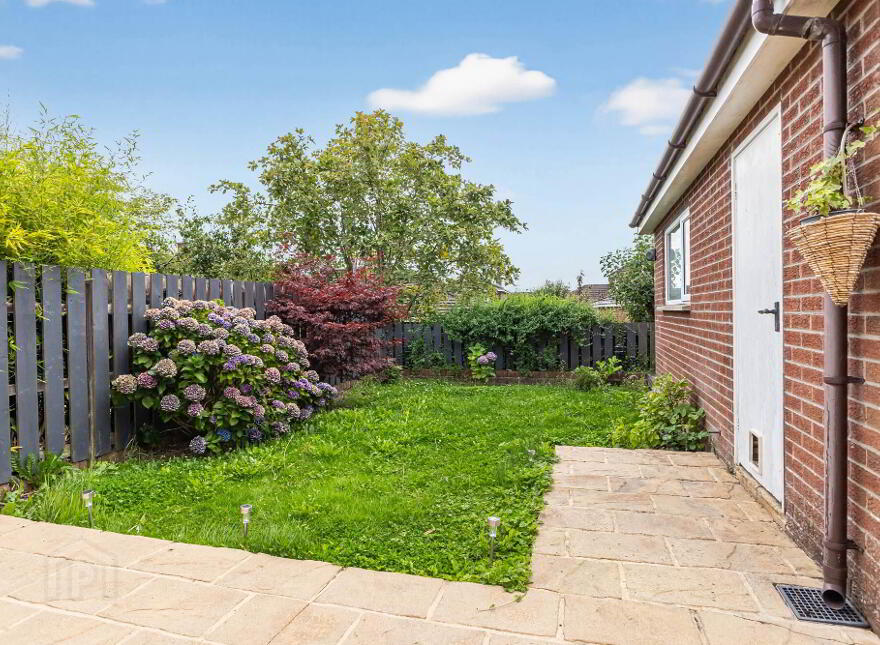 2 Woodlands Court, Limetree Avenue, Lisburn, BT28 2XP