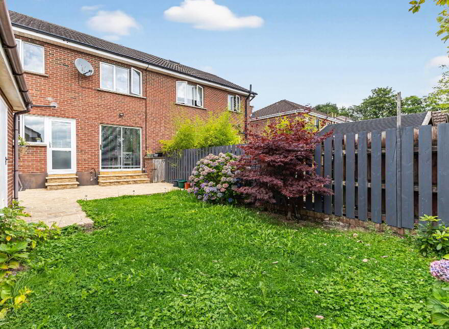 2 Woodlands Court, Limetree Avenue, Lisburn, BT28 2XP