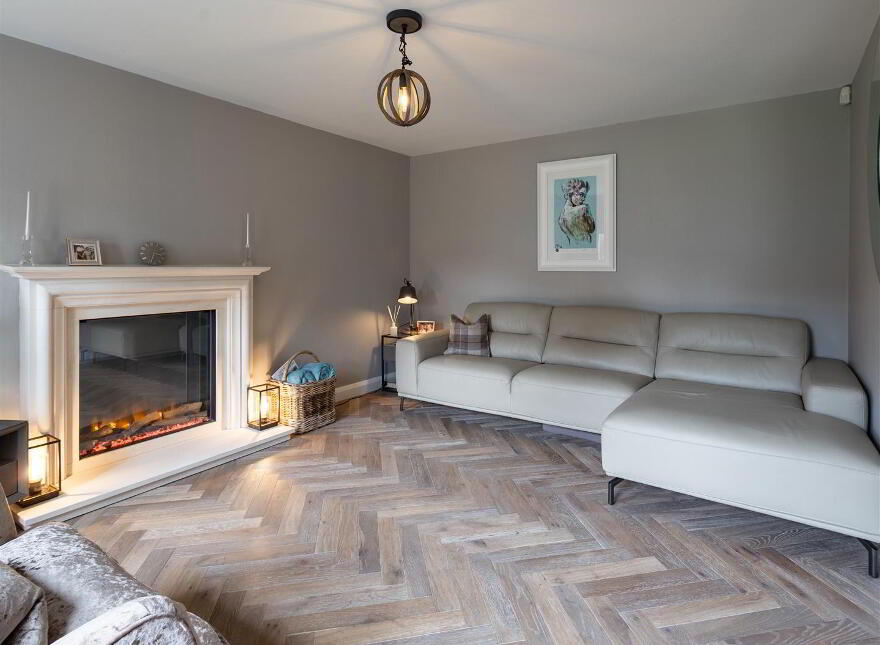 8 Brackenridge, Magheralin, BT67 0UE