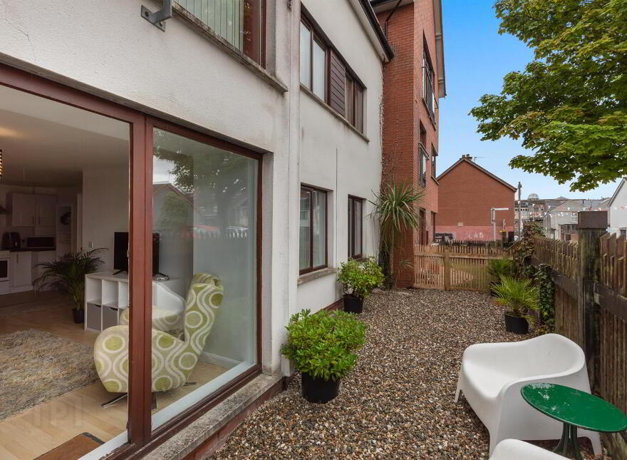 43 Robert Street, Newtownards, BT23 4DN
