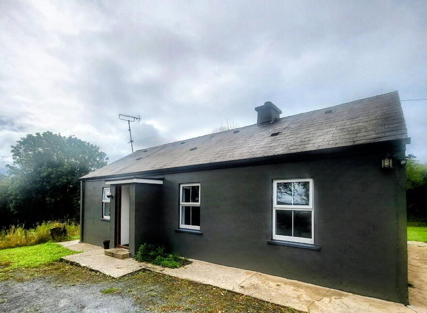 6 Loughbran Cottages, Grange, Carrick-On-Shannon, N41W2V1