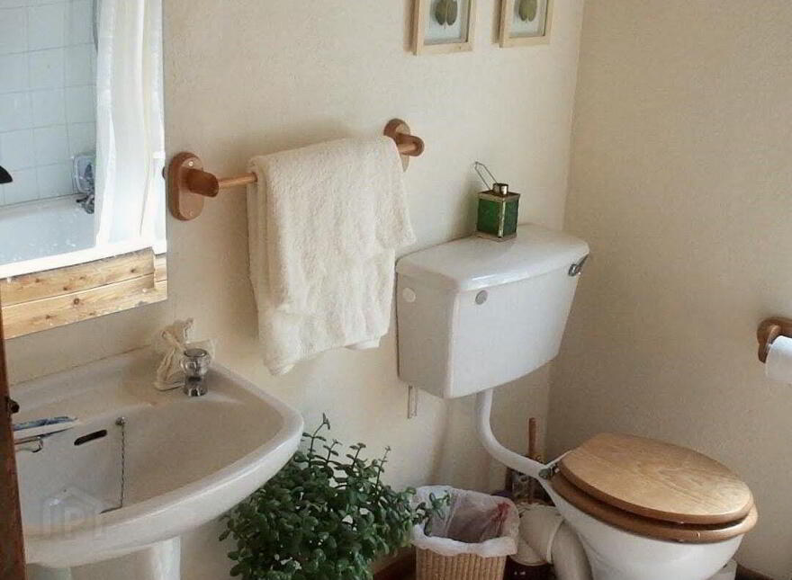 6 Loughbran Cottages, Grange, Carrick-On-Shannon, N41W2V1