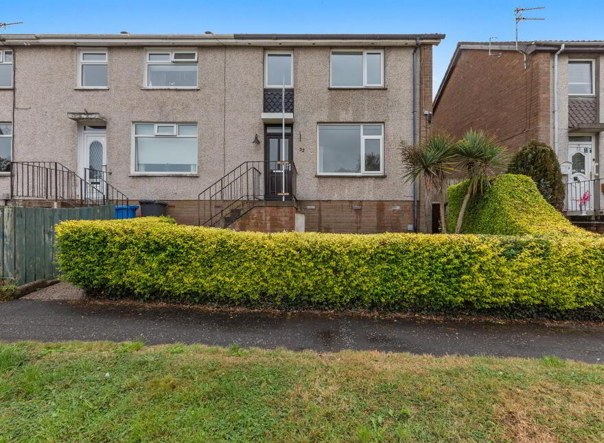 32 Ravenswood Crescent, Belfast, BT5 7QA