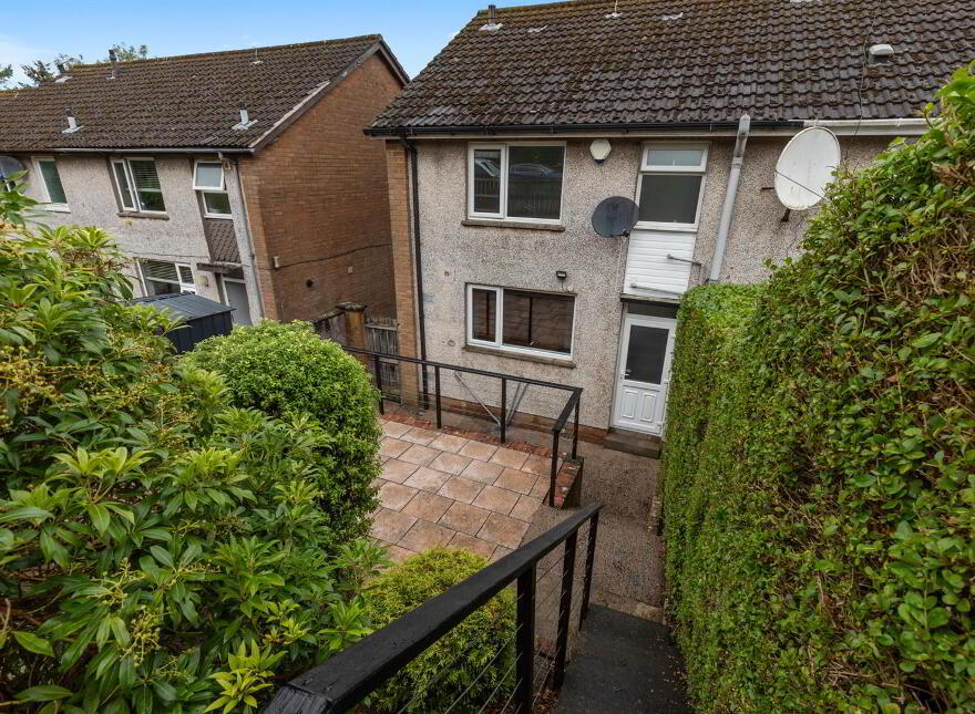 32 Ravenswood Crescent, Belfast, BT5 7QA