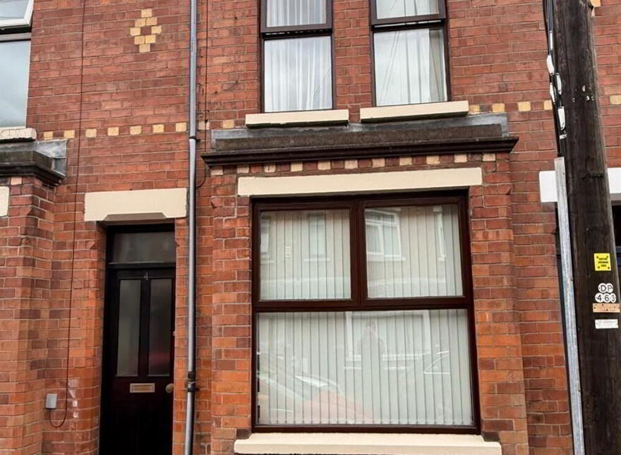 4 Meadowbank Place, Belfast, BT9 7FF
