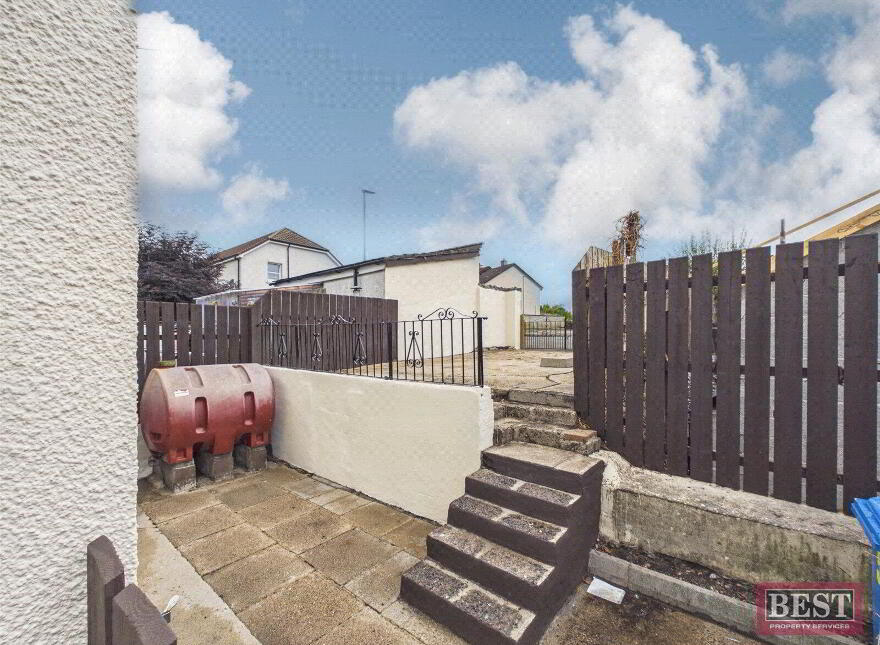 5 Acorn Hill, Bessbrook, Newry, BT35 7BY