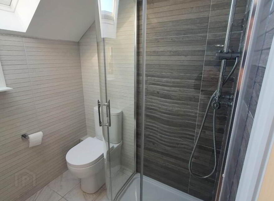 27 Breagho Road, Breagho, Enniskillen, BT74 4DE