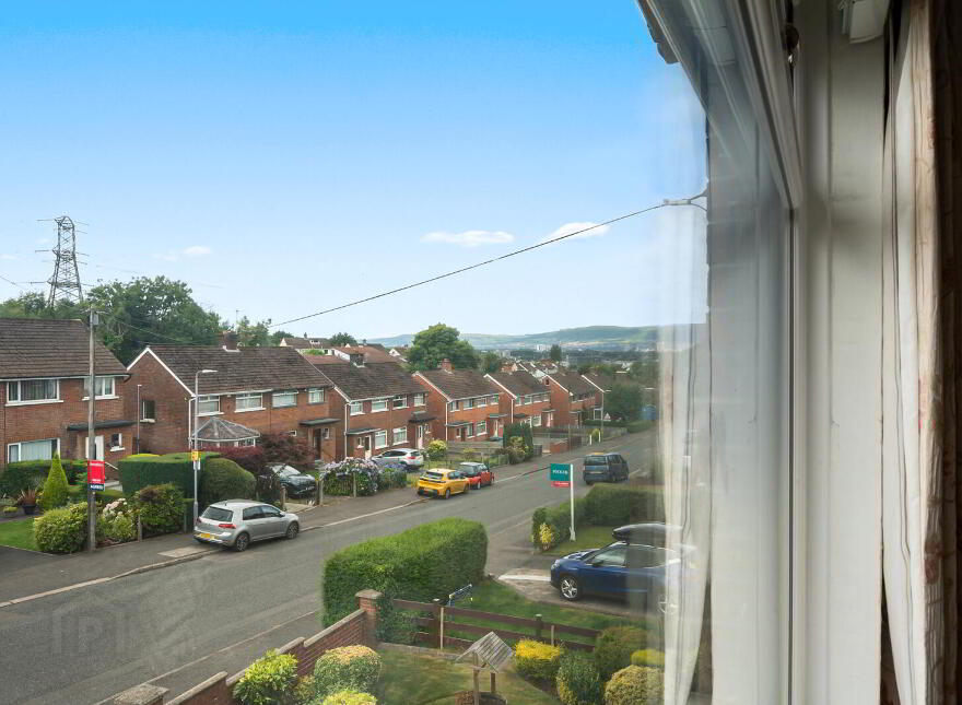 86 Roddens Crescent, Belfast, BT5 7JP