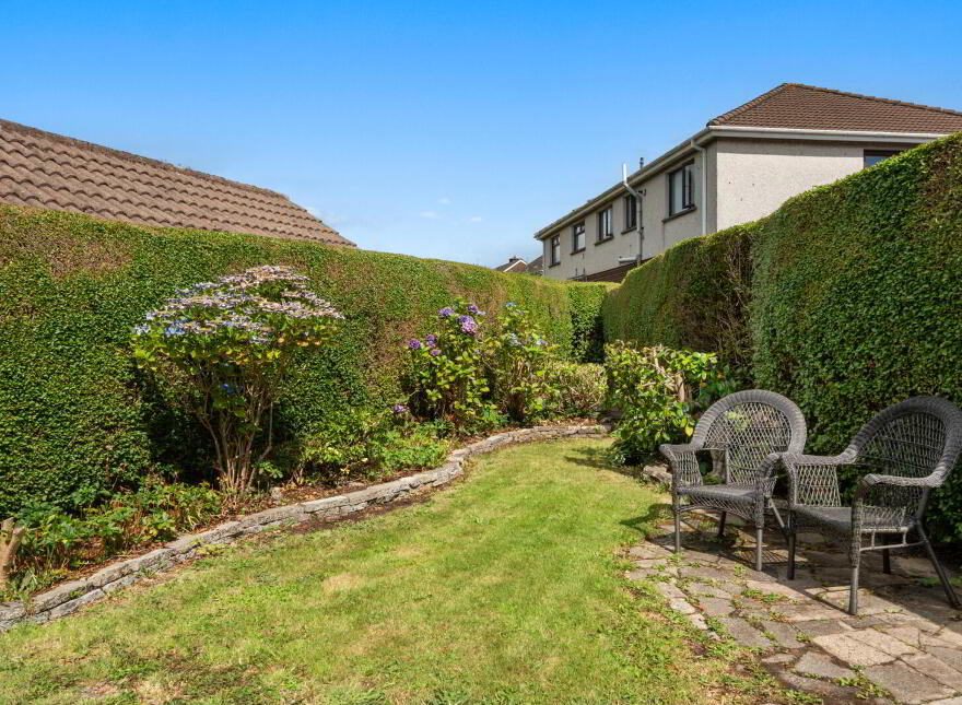 86 Roddens Crescent, Belfast, BT5 7JP