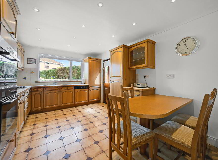 86 Roddens Crescent, Belfast, BT5 7JP