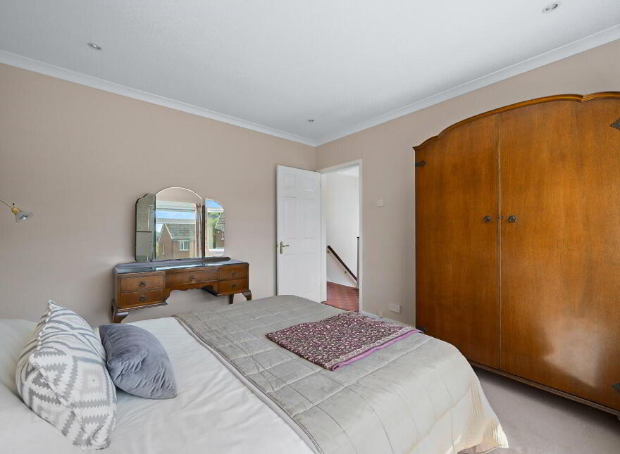 86 Roddens Crescent, Belfast, BT5 7JP