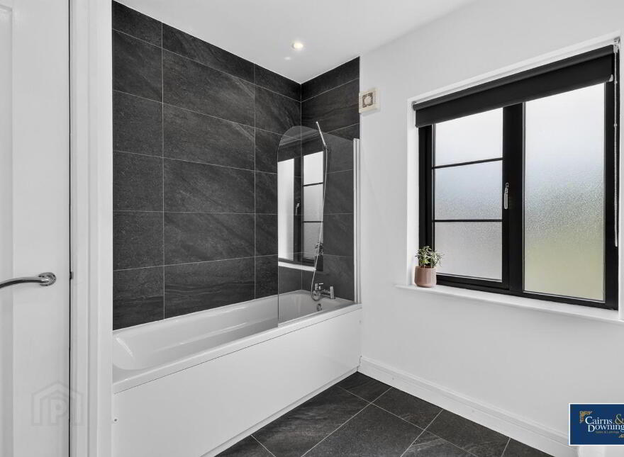 75 Bishops Green, Banbridge, BT32 4FB