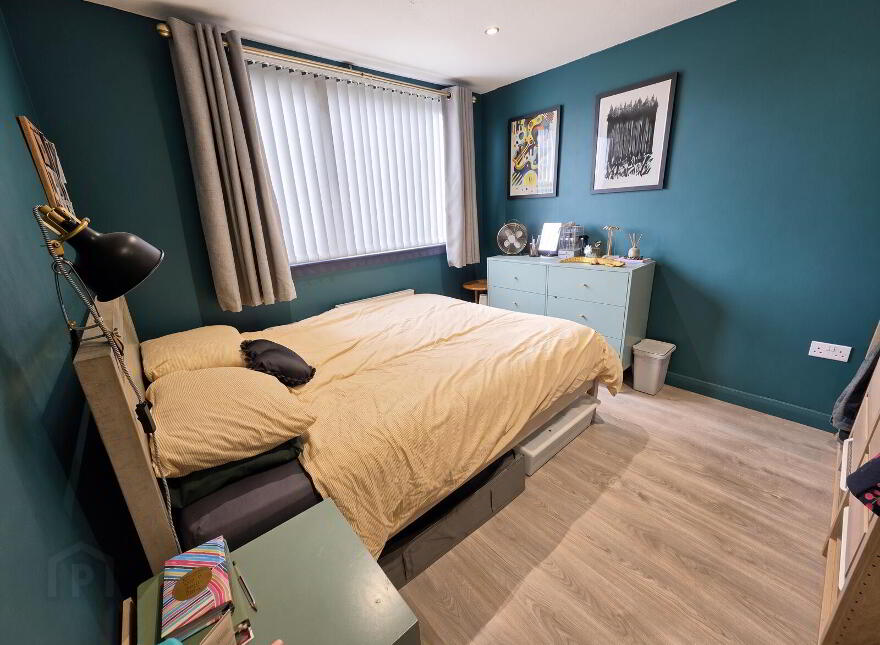 3 Castle Road, Carrickfergus, BT38 7JY