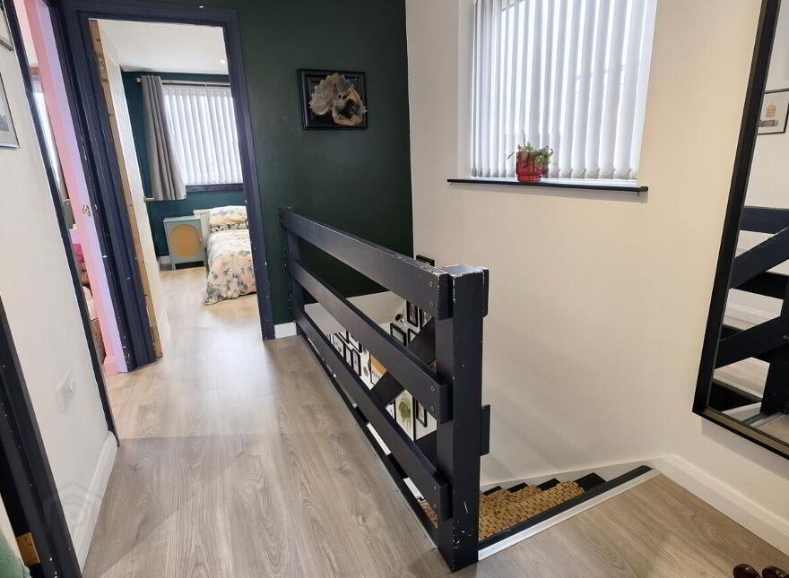 3 Castle Road, Carrickfergus, BT38 7JY