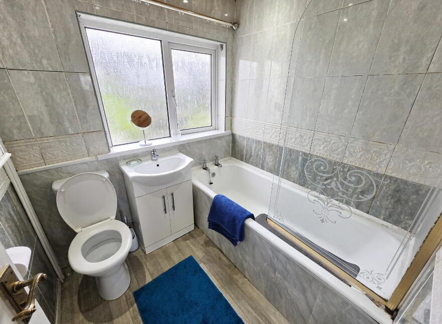 25 West Street, Ballycarry, Carrickfergus, BT38 9HS