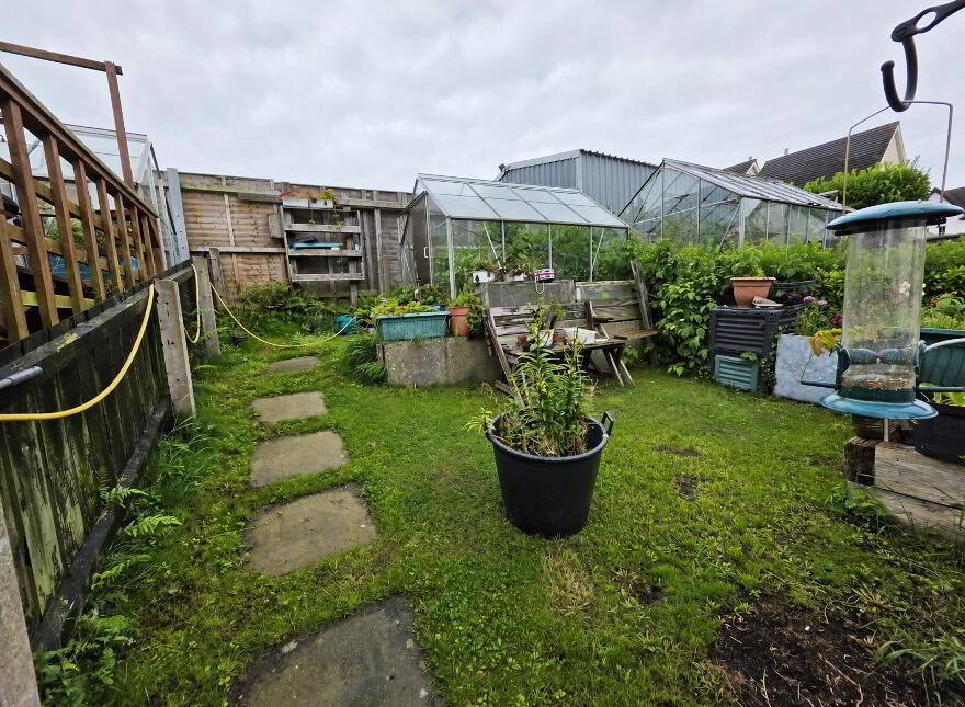 25 West Street, Ballycarry, Carrickfergus, BT38 9HS