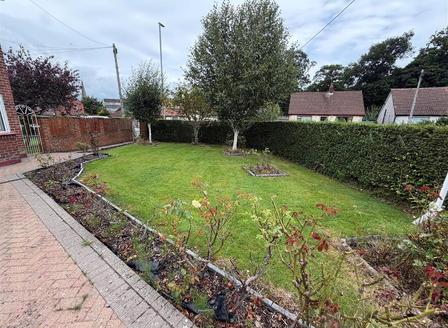 2 Abbey Mount, Bangor, BT20 4DB