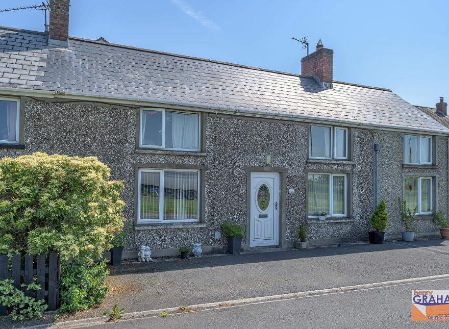 84 Carryduff Road, Lisburn, BT27 6UA