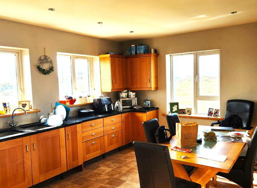 Roshine Acres, Burtonport, F94N2DC