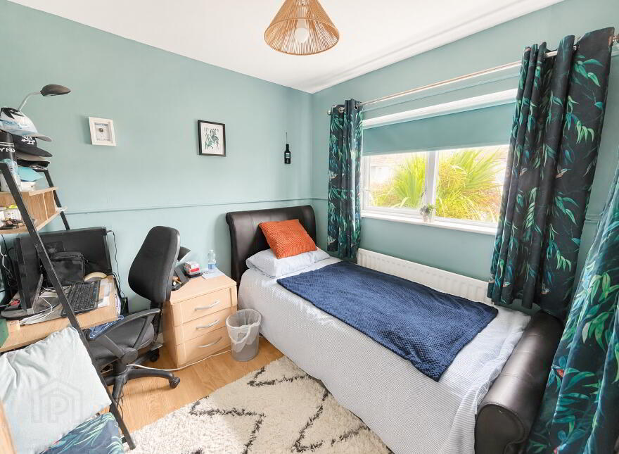90 Coronation Road, Carrickfergus, BT38 7HD