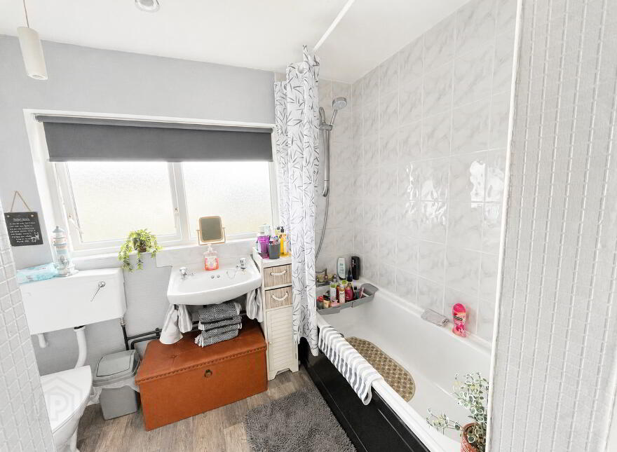 90 Coronation Road, Carrickfergus, BT38 7HD