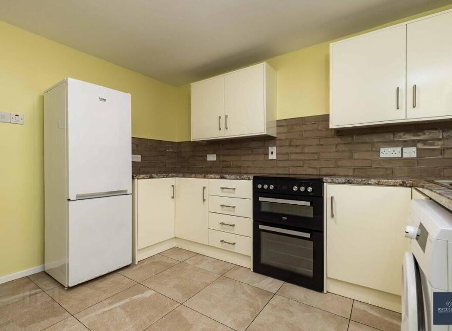 18 Waring Terrace, Craigavon, BT66 7QJ