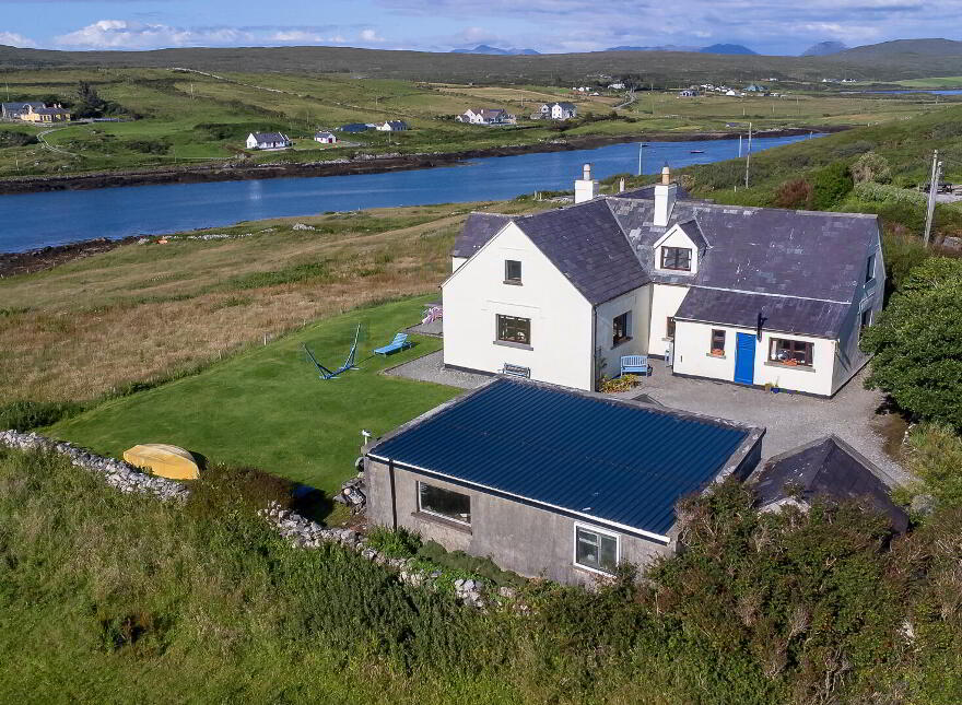The Old Schoolhouse, Knockavally, Clifden, H71KR68