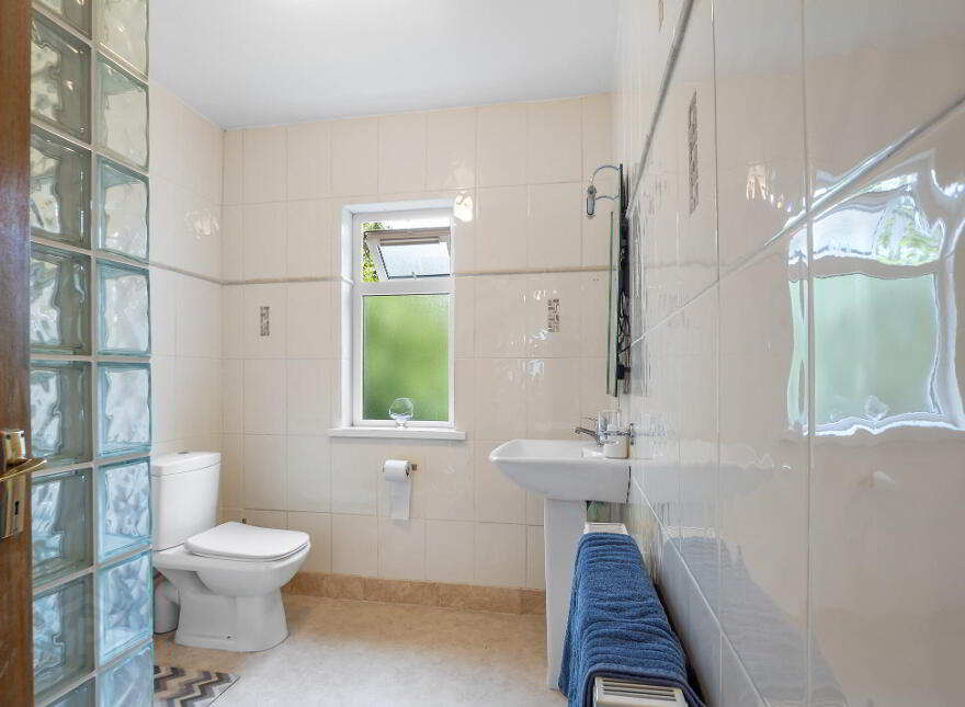 Connemara, Connemara, H91H1XK