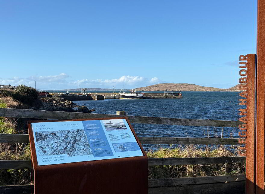 Cleggan Pier, Cleggan