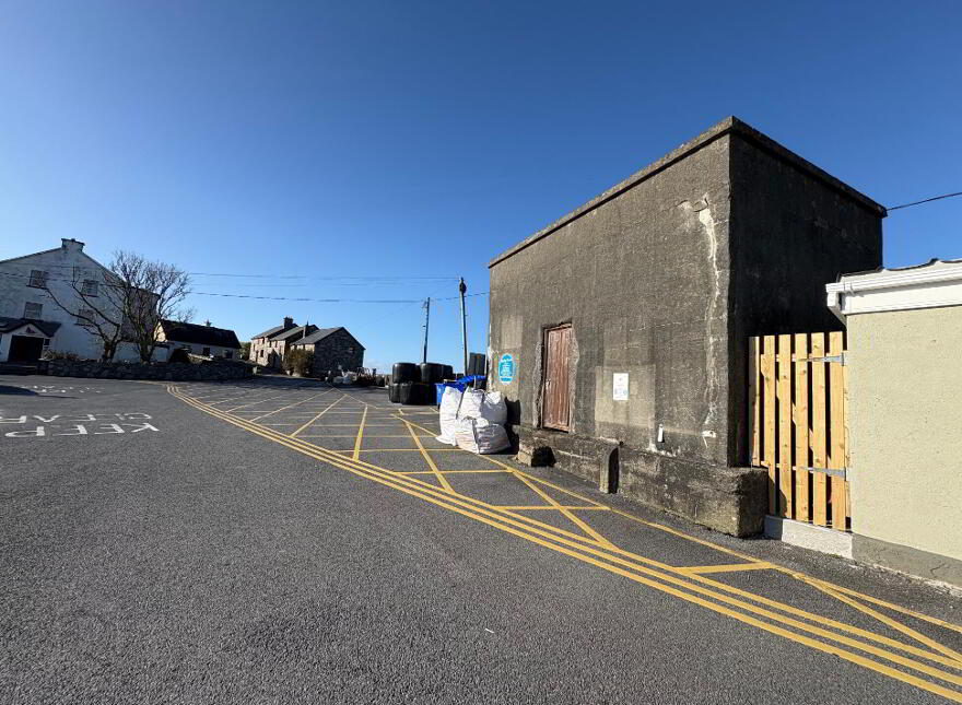 Cleggan Pier, Cleggan