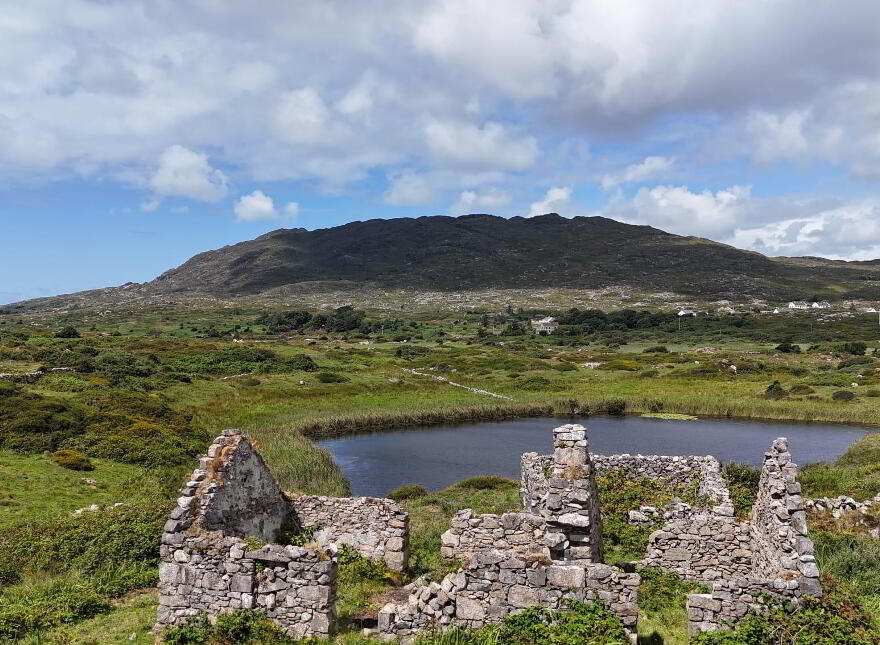 Ervallagh, Connemara, Roundstone