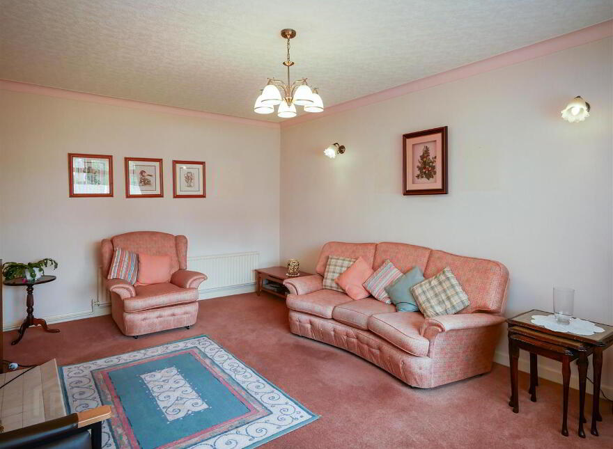 19 Hollygate Avenue, Church Road, Carryduff, Belfast, BT8 8DY