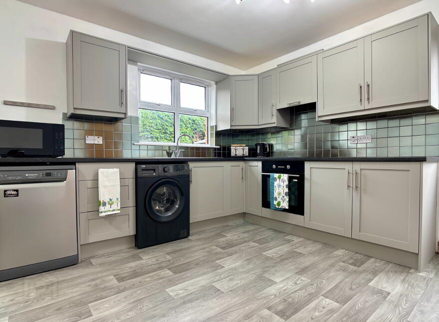 15 Knocknashane Meadows, Lurgan, BT66 7GA