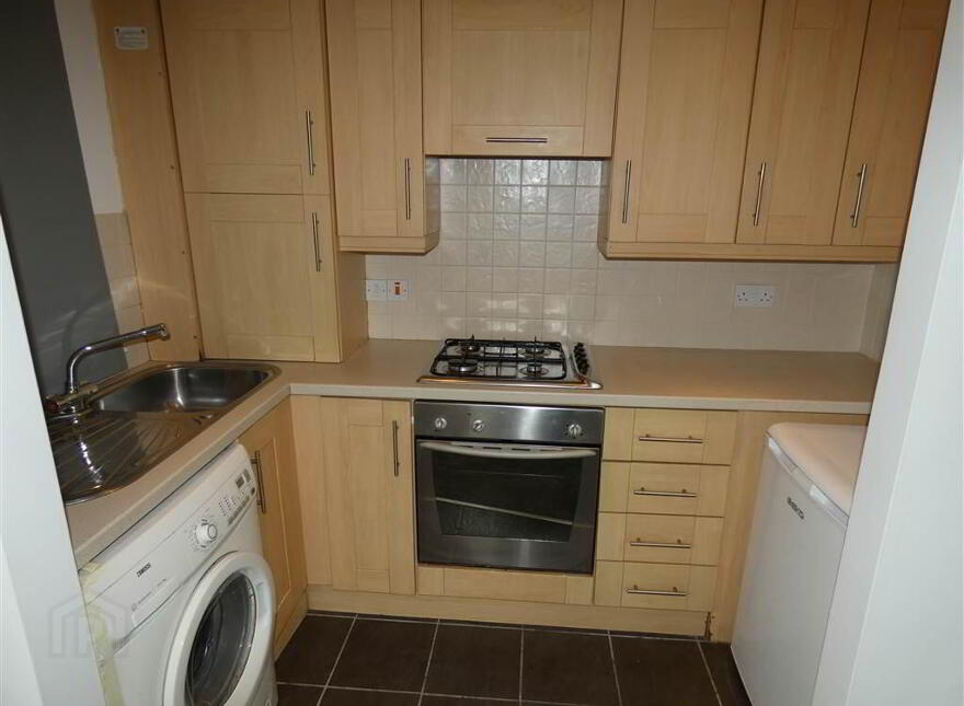 Flat 1 351a Beersbridge Road, Belfast, BT5 5DS