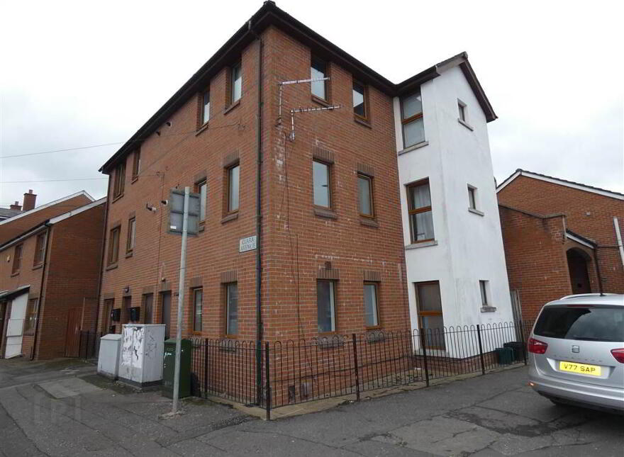 Flat 1 351a Beersbridge Road, Belfast, BT5 5DS