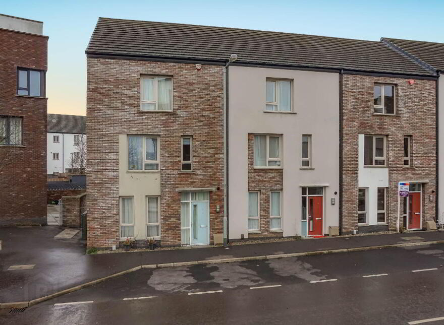 3 Sycamore Mews, Lisburn, BT28 2ZL