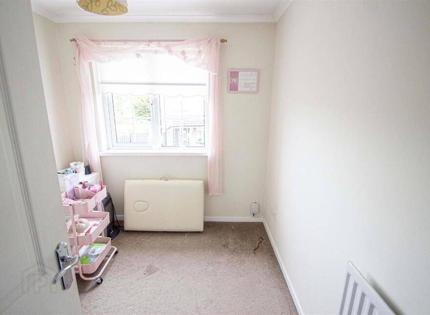 47 Lagmore Grove, Stewartstown Road, Belfast, BT17 0TD