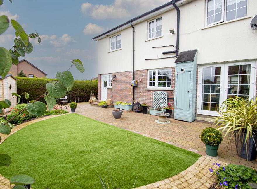 47 Lagmore Grove, Stewartstown Road, Belfast, BT17 0TD