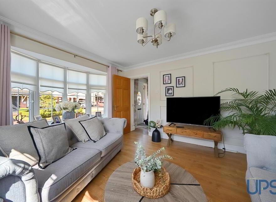 47 Lagmore Grove, Stewartstown Road, Belfast, BT17 0TD