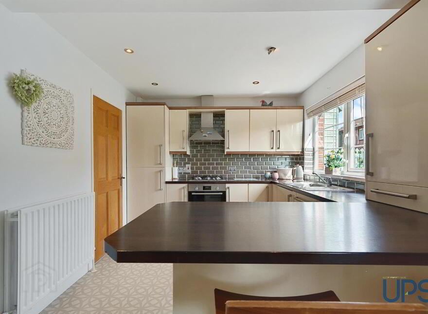 47 Lagmore Grove, Stewartstown Road, Belfast, BT17 0TD