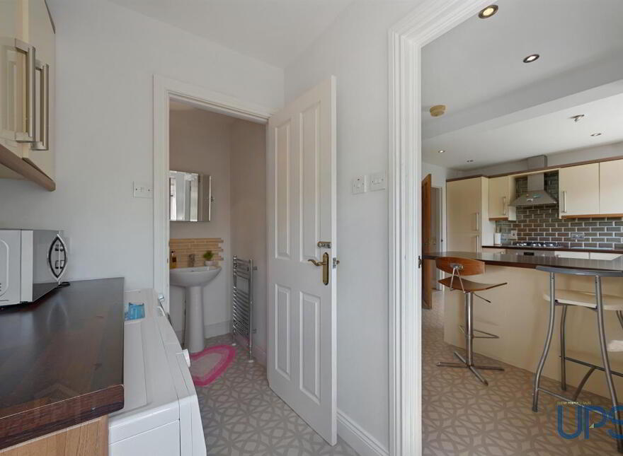 47 Lagmore Grove, Stewartstown Road, Belfast, BT17 0TD