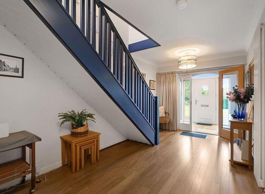 42 Magherahamlet Road, Ballynahinch, BT24 8PZ