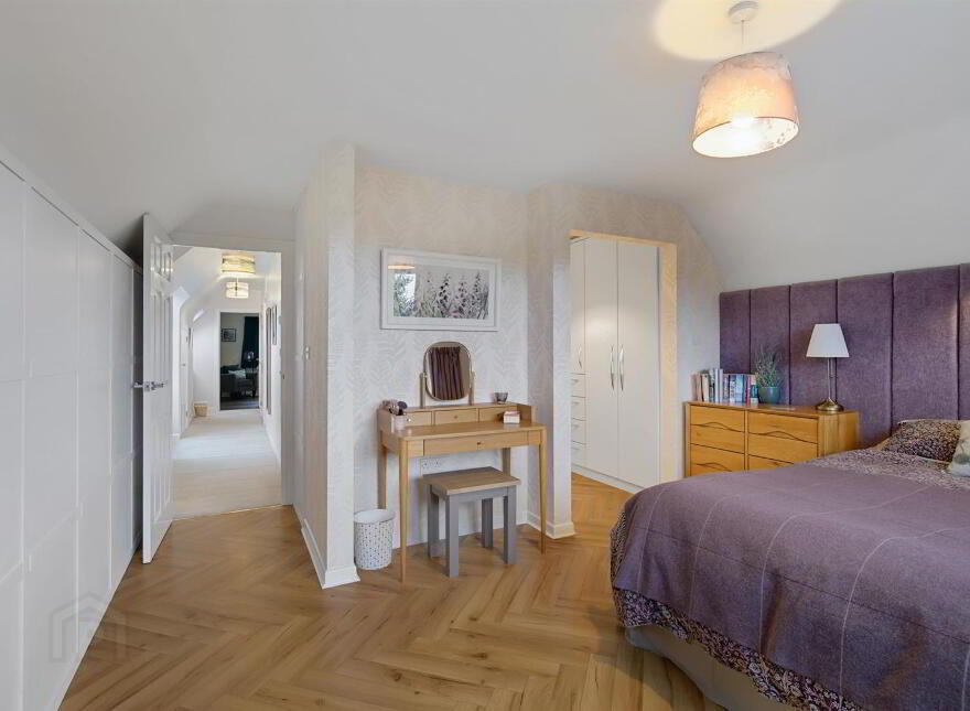 42 Magherahamlet Road, Ballynahinch, BT24 8PZ