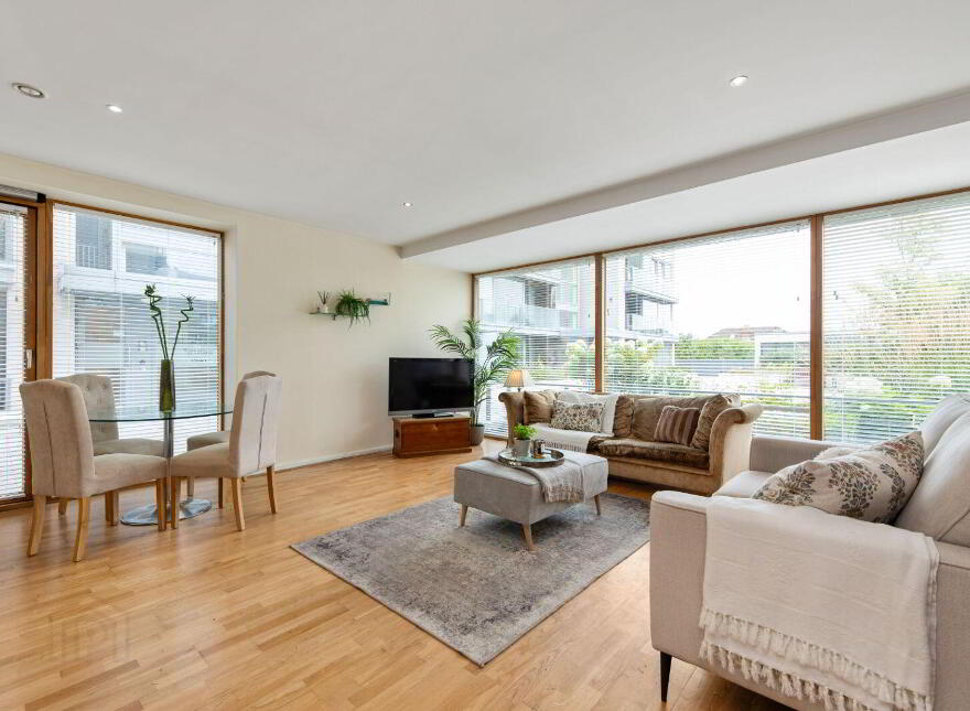 Apartment 24 Sanderling, Thornwood, Booterstown Avenue, Booterstown, A94RW53
