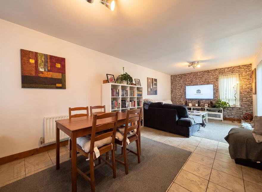 11 Altnagarron Mews, Belfast, BT13 3TN