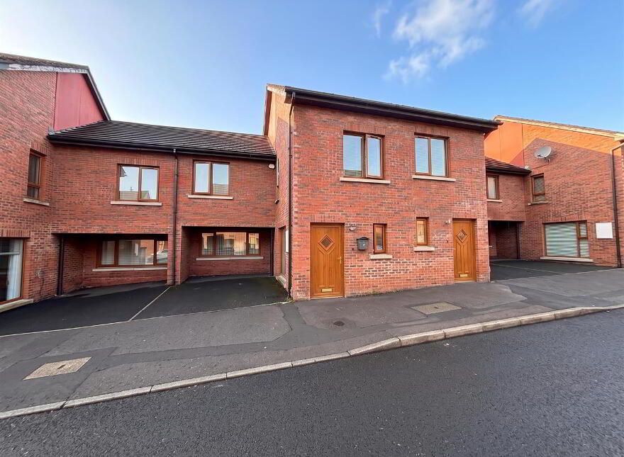 11 Altnagarron Mews, Belfast, BT13 3TN photo