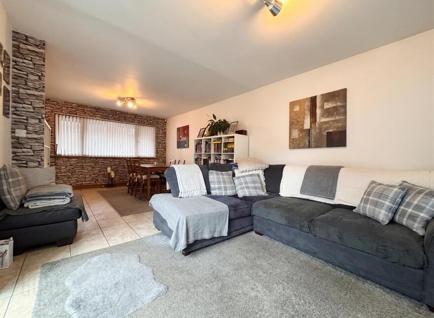 11 Altnagarron Mews, Belfast, BT13 3TN