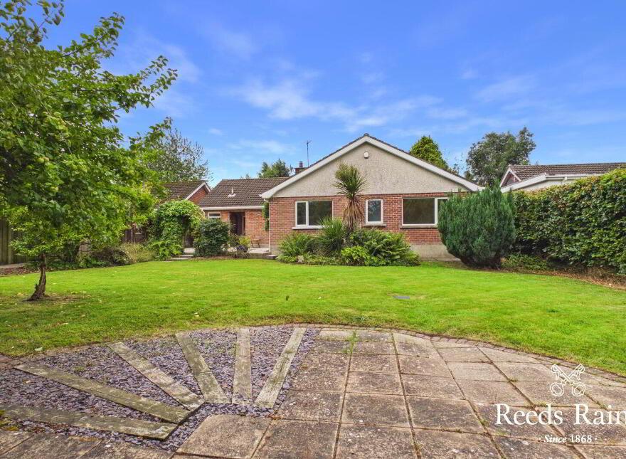76 Kesh Road, Maze, Lisburn, BT27 5RR