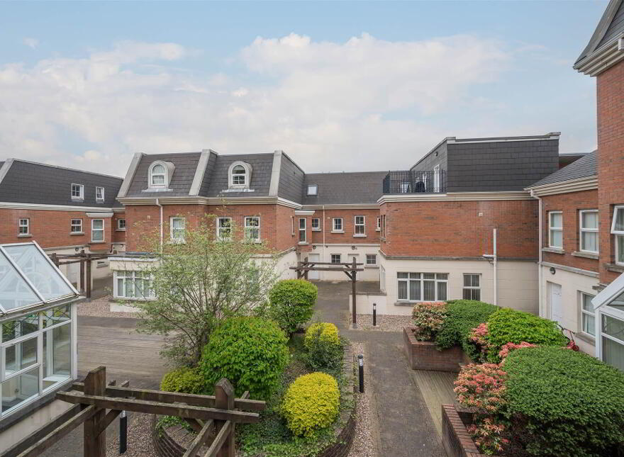 16 Ashley Courtyard, 1a Fane Street, Belfast, BT9 7JS